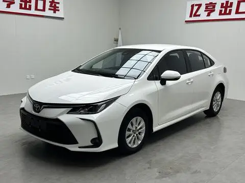 Toyota Corolla 2023 — фото 1