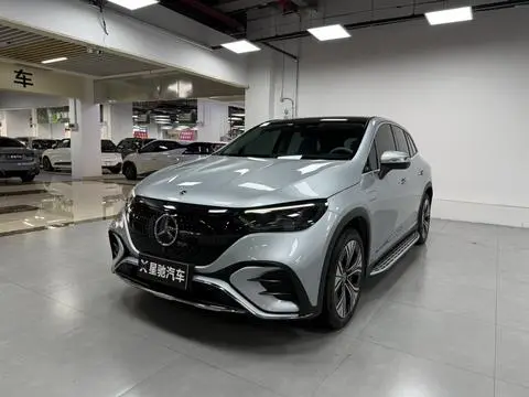 Mercedes-Benz EQE SUV 2023