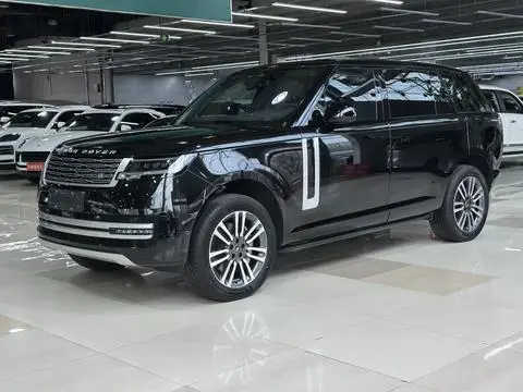 Land Rover 揽胜 2023 — фото 1
