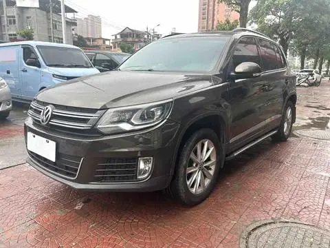 Volkswagen Tiguan 2015
