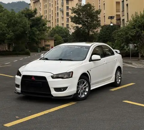 Mitsubishi 翼神 2012