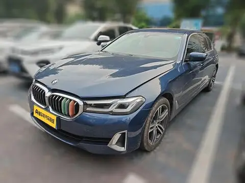 BMW 5 Series 2021 — фото 1