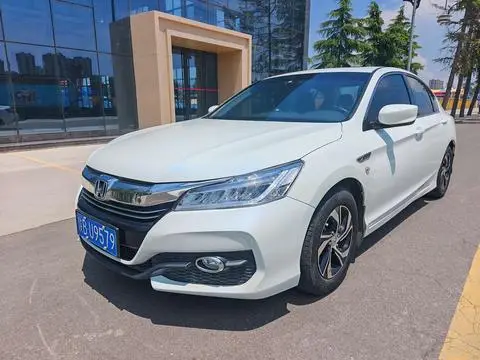 Honda Accord 2016 — фото 1