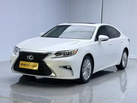 Lexus ES 2015