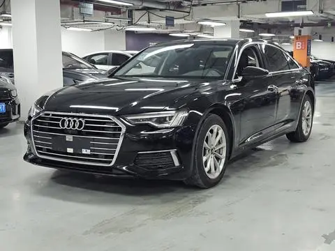 Audi A6L 2022