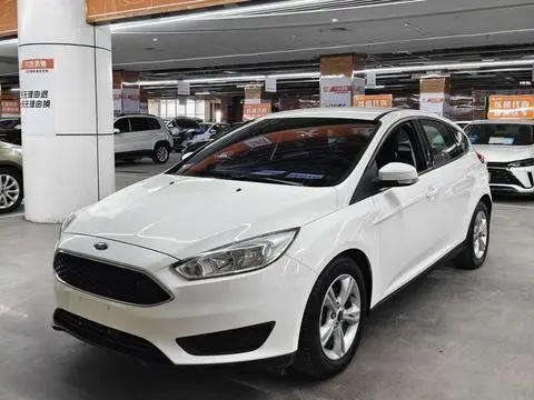 Ford Focus 2018 — фото 1