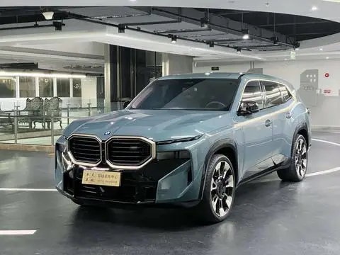 BMW XM 2023