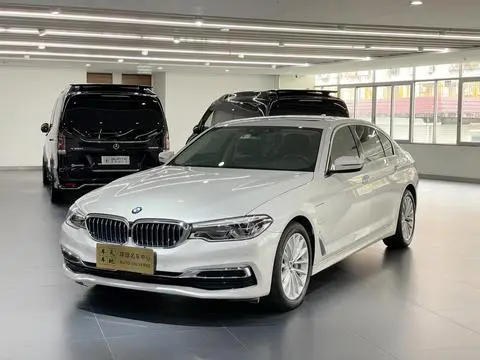 BMW 5 Series PHEV 2019