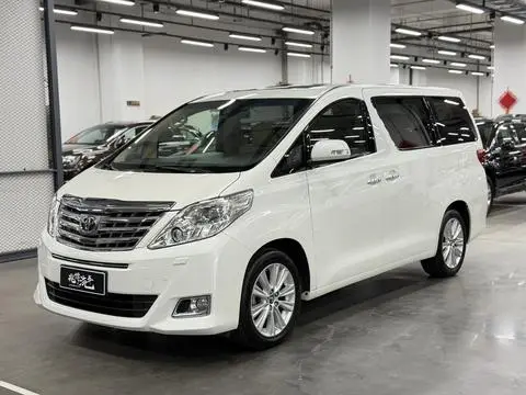 Toyota 埃尔法 2012