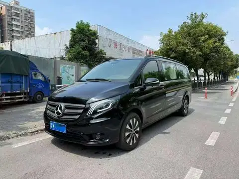 Mercedes-Benz 威霆 2021