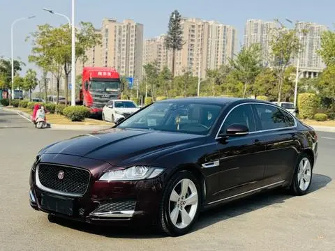 Jaguar XFL 2018