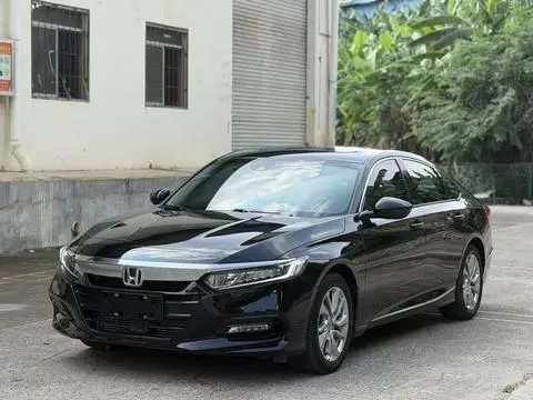 Honda Accord 2018 — фото 1