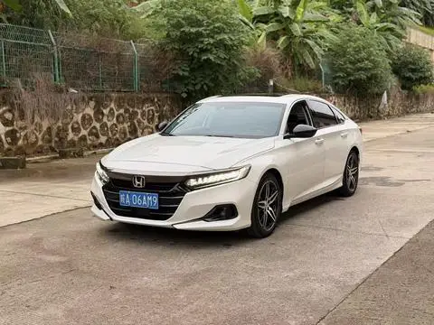 Honda Accord 2022 — фото 1