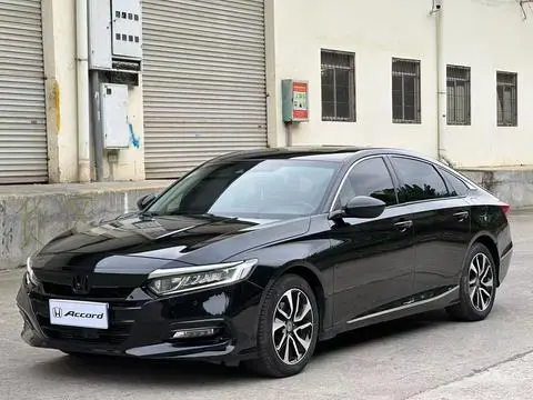 Honda Accord 2018 — фото 1