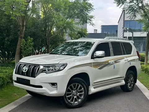 Toyota Prado 2020 — фото 1