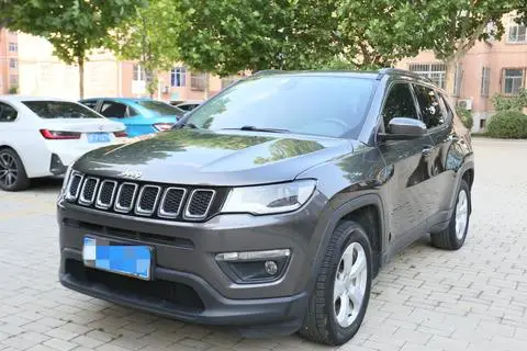 Jeep 指南者 2017