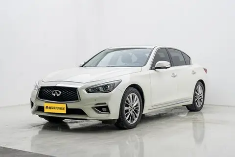 Infiniti Q50L 2018