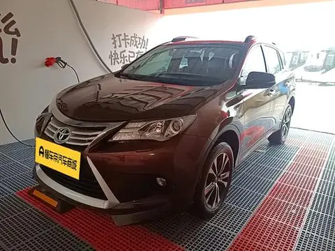 Toyota RAV4 2015