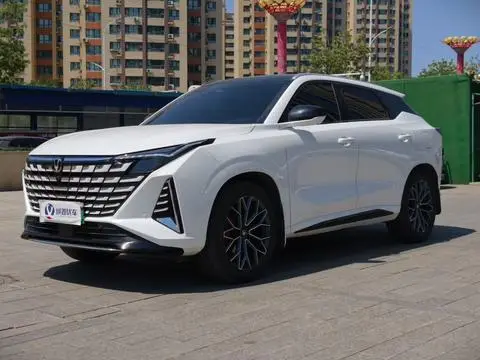 Changan UNI-Z PHEV 2025