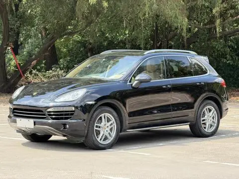 Porsche Cayenne 2011