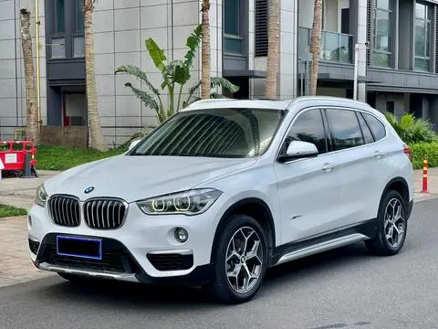 BMW X1 2018 — фото 1