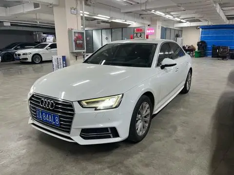 Audi A4L 2019