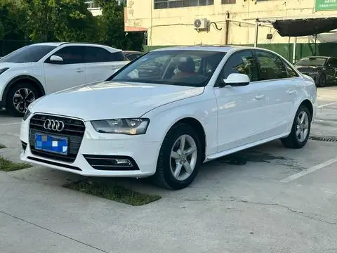 Audi A4L 2015