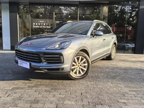 Porsche Cayenne 2018 — фото 1