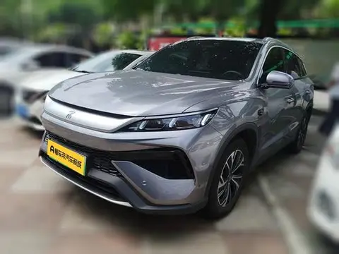 BYD 宋Pro DM 2025 — фото 1