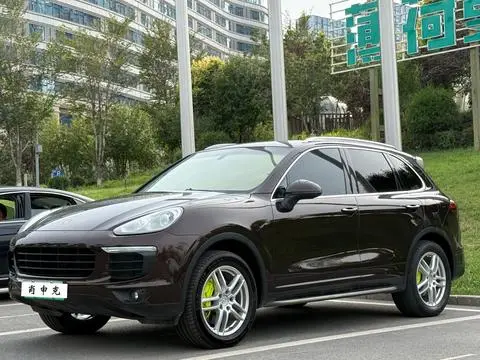 Porsche Cayenne E-Hybrid 2016