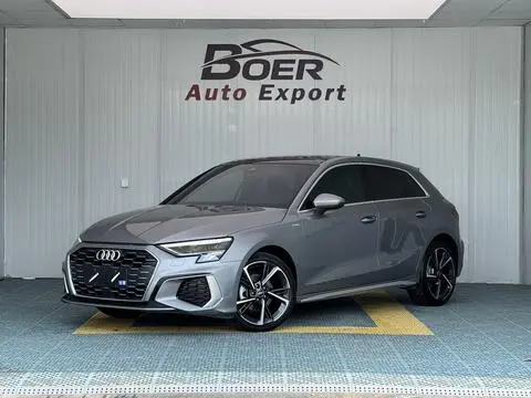 Audi A3 2023 — фото 1