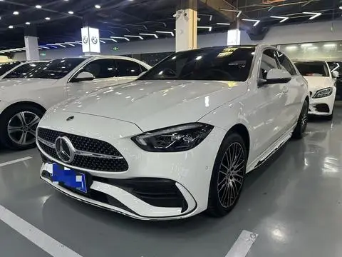 Mercedes-Benz C-Class 2024