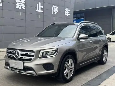 Mercedes-Benz GLB 2019 — фото 1