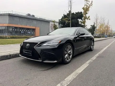 Lexus LS 2021 — фото 1