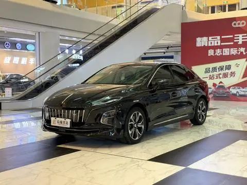 Hongqi E-QM5 2023