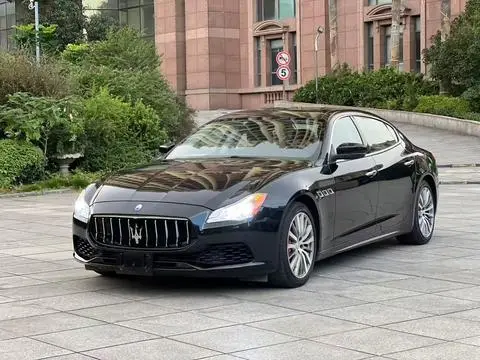 Maserati Quattroporte 2017 — фото 1