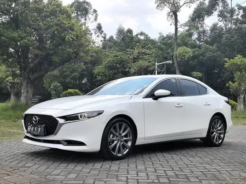Mazda 3 昂克赛拉 2023 — фото 1