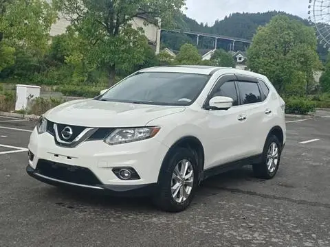 Nissan 奇骏 2015 — фото 1