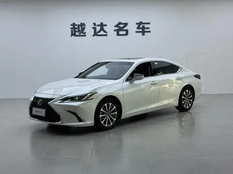 Lexus ES 2024 — фото 1