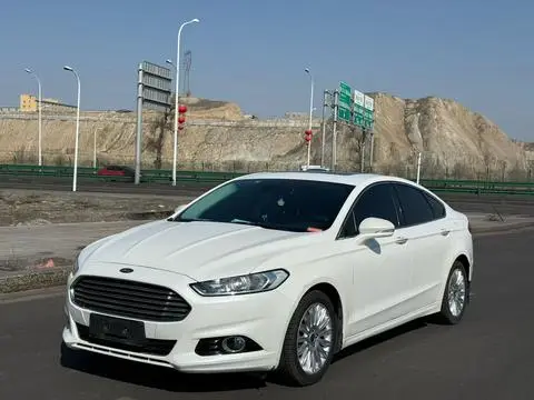 Ford 蒙迪欧 2013