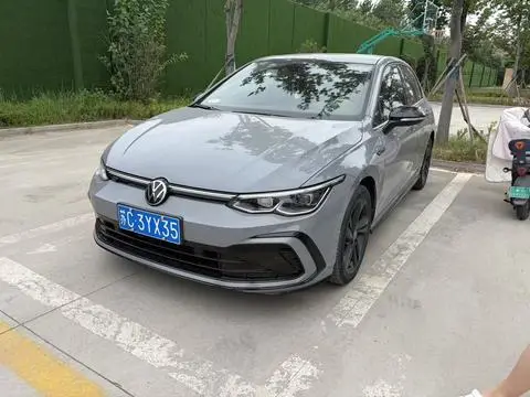 Volkswagen Golf 2023