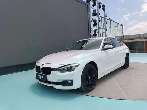 BMW 3 Series 2019 — фото 1