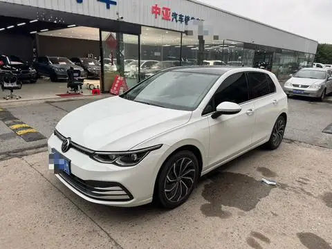 Volkswagen Golf 2023