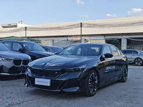 BMW i5 2024
