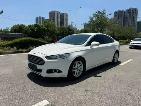 Ford 蒙迪欧 2013