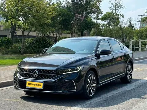 Volkswagen Passat 2022
