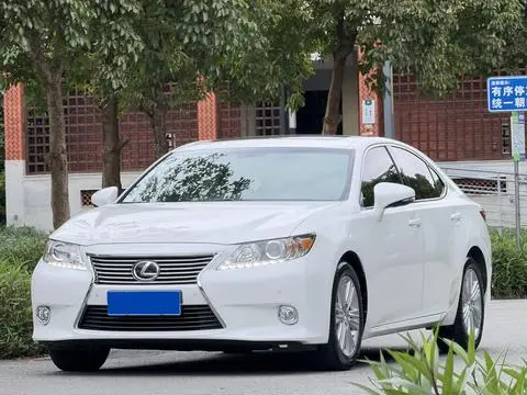 Lexus ES 2014