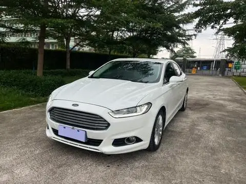 Ford 蒙迪欧 2013