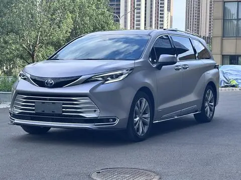 Toyota 赛那 2023