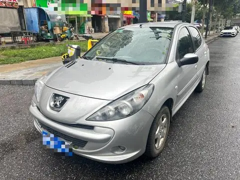Peugeot 207 2011